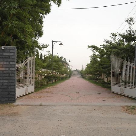Kamal Resorts - The Luxury Of Being Yourself Ludhiana Esterno foto