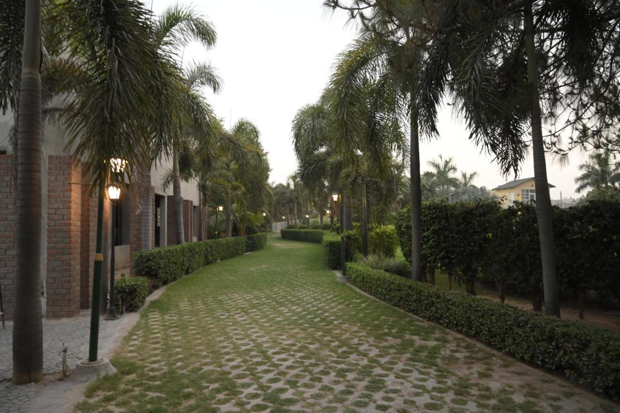 Kamal Resorts - The Luxury Of Being Yourself Ludhiana Esterno foto