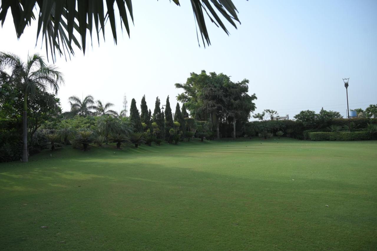 Kamal Resorts - The Luxury Of Being Yourself Ludhiana Esterno foto