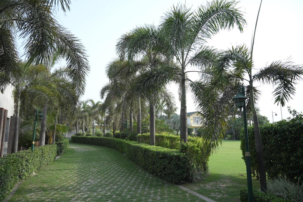 Kamal Resorts - The Luxury Of Being Yourself Ludhiana Esterno foto