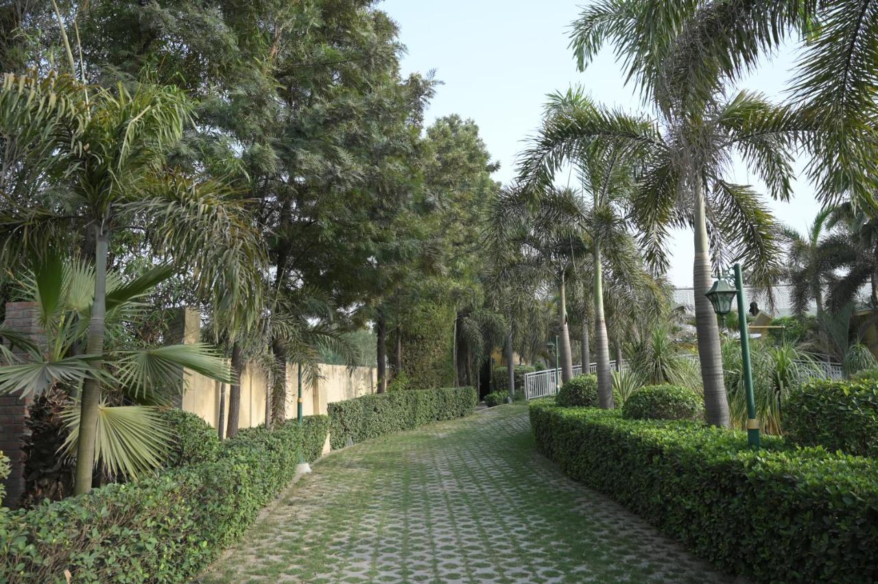 Kamal Resorts - The Luxury Of Being Yourself Ludhiana Esterno foto
